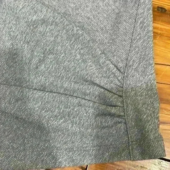 Athleta Gray Bayview Faux Wrap Front Stretch Shirt Size Small - Picture 3 of 5